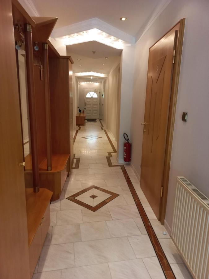 Apartments Peter Vienne Extérieur photo